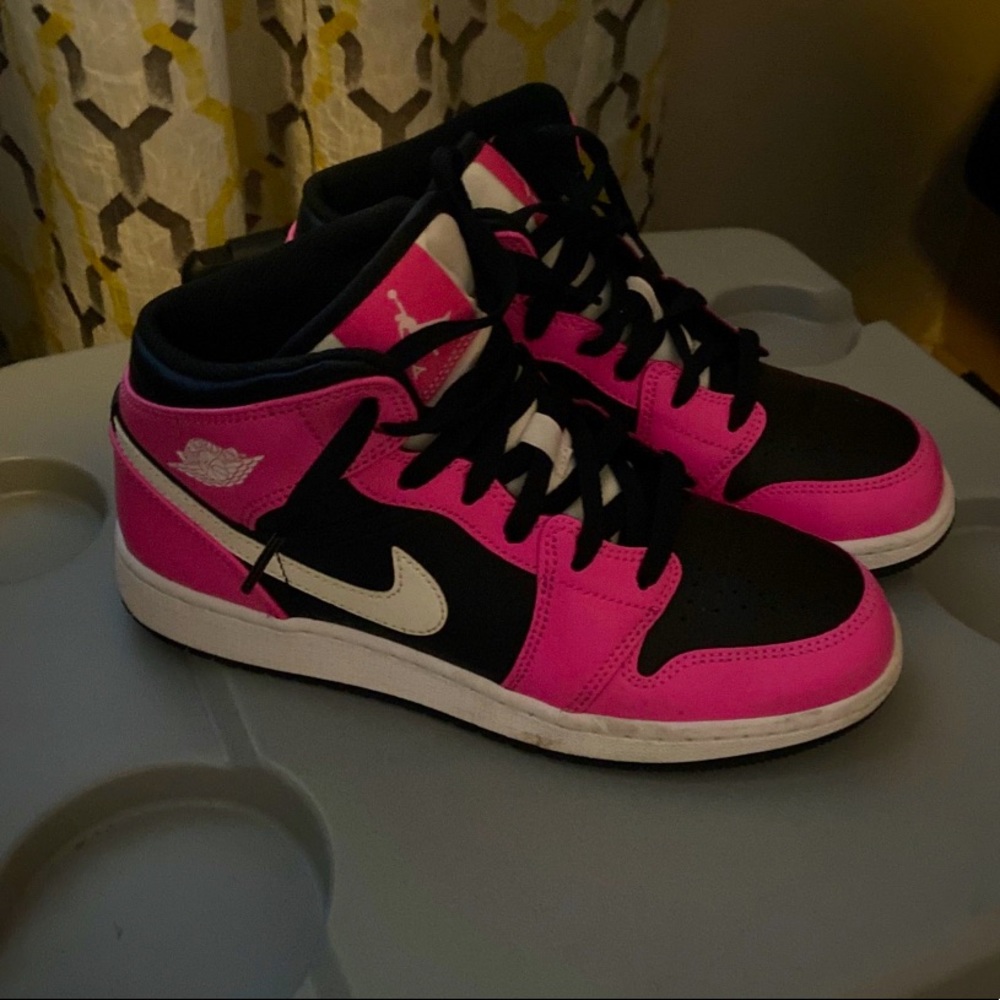 Jordan 1 pinksicle